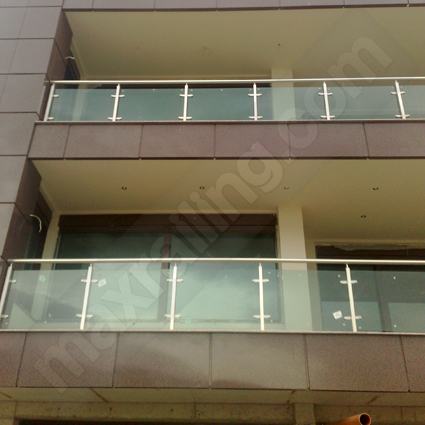 Стъклени парапети